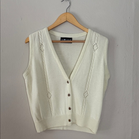 Sag Harbor Sweaters - Sag Harbor Ivory V-Neck button Sweater Vest large